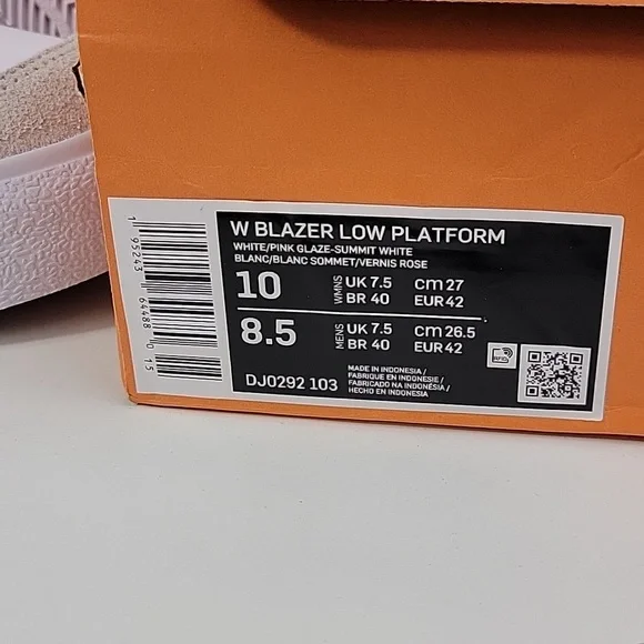 Nike Blazer Low Platform Sneaker White / Pink Blaze Womens 10 - Picture 8 of 10
